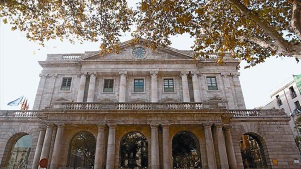 La sede de la Cámara de Comercio de Barcelona, en el edificio de la Llotja.