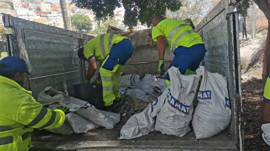 Las Palmas de Gran Canaria la primera jornada de aplicación del toque de queda.