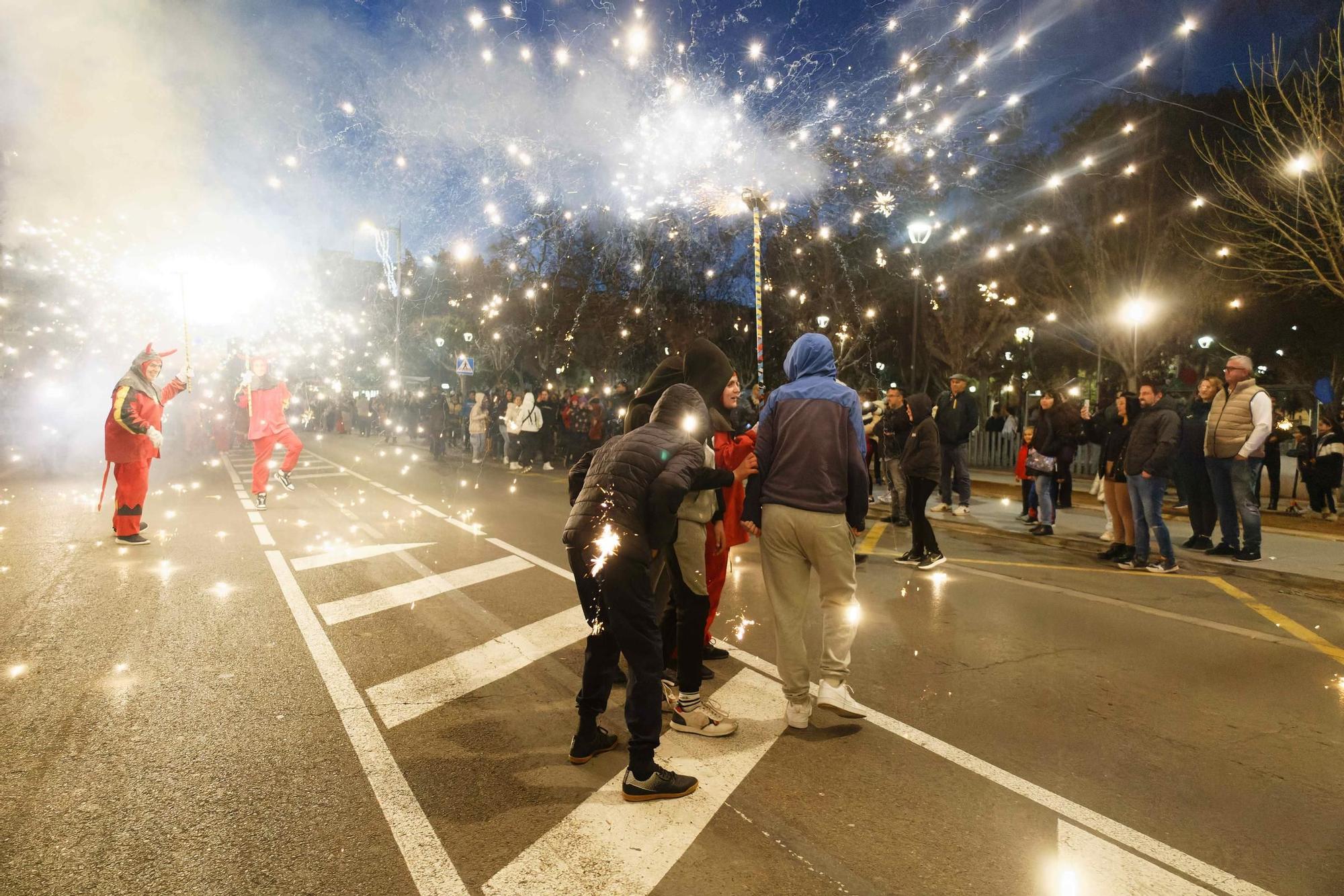 El Grau se despide del Carnaval con el Entierro de la Sardina