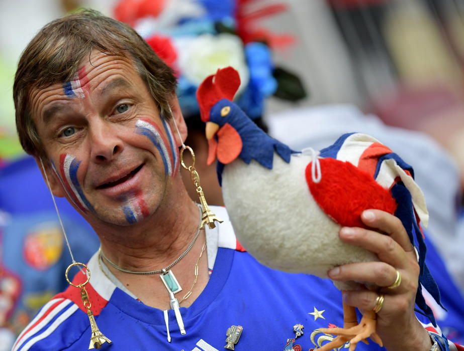 Las aficiones de Francia y Croacia en la final del Mundial