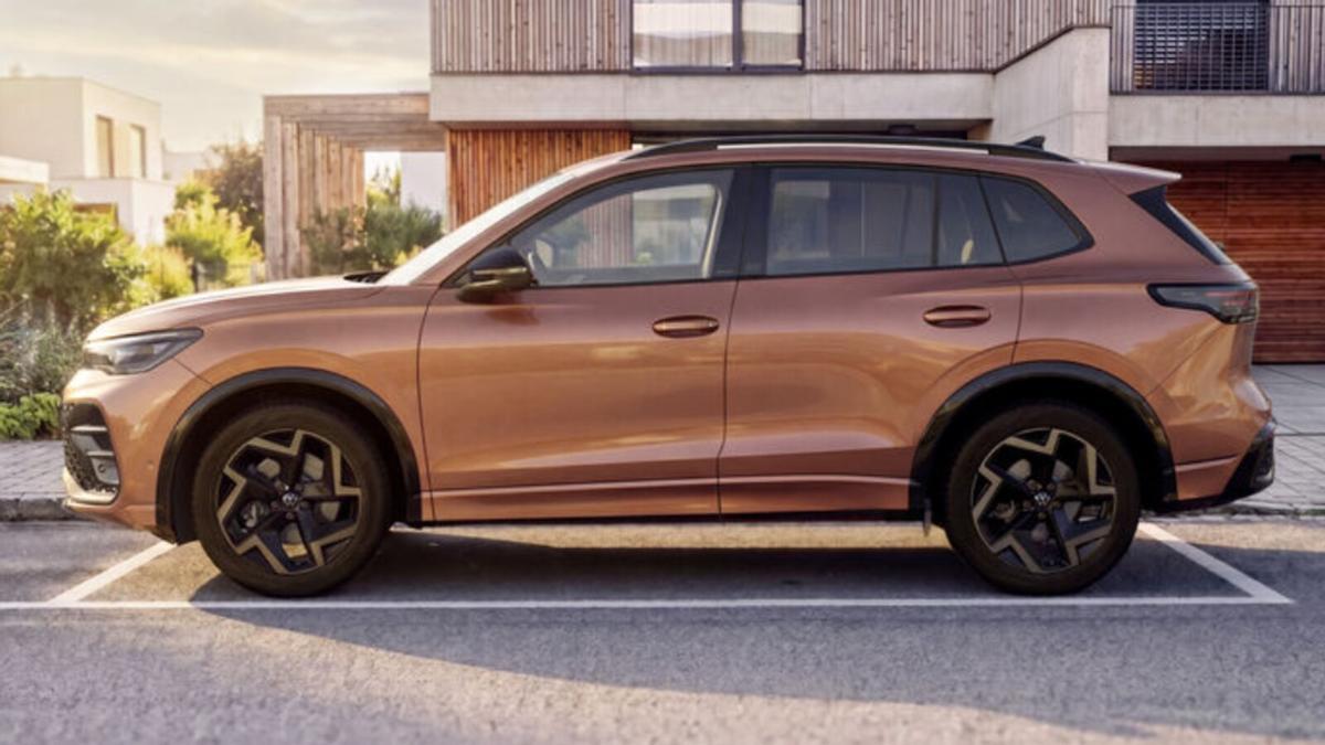 Volkswagen Tiguan 20 Aniversario visto de perfil