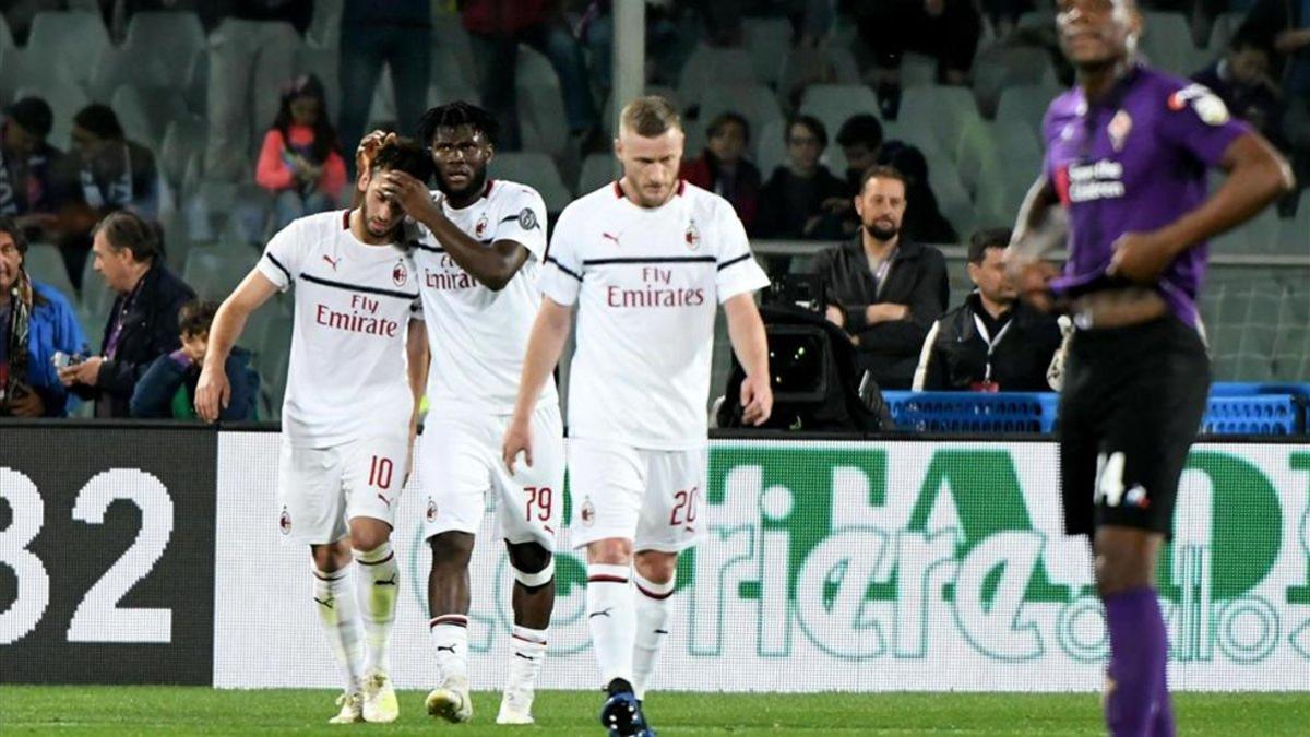 Los jugadores del Milan celebraron el gol a lo grande