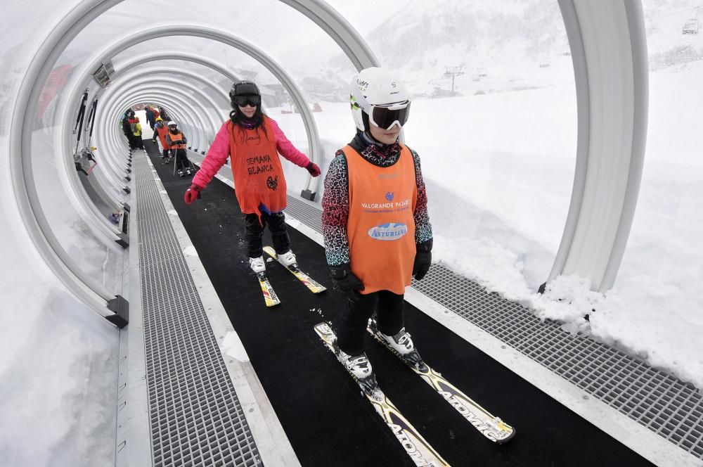 Ampliación de temporada de esquí en la pista de debutantes de Pajares