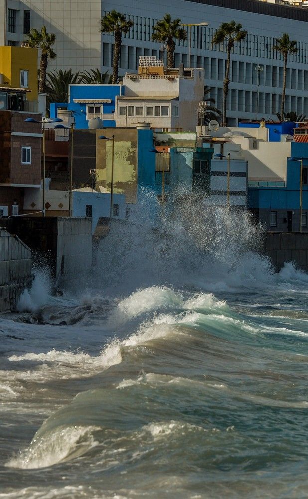 Oleaje en Las Canteras