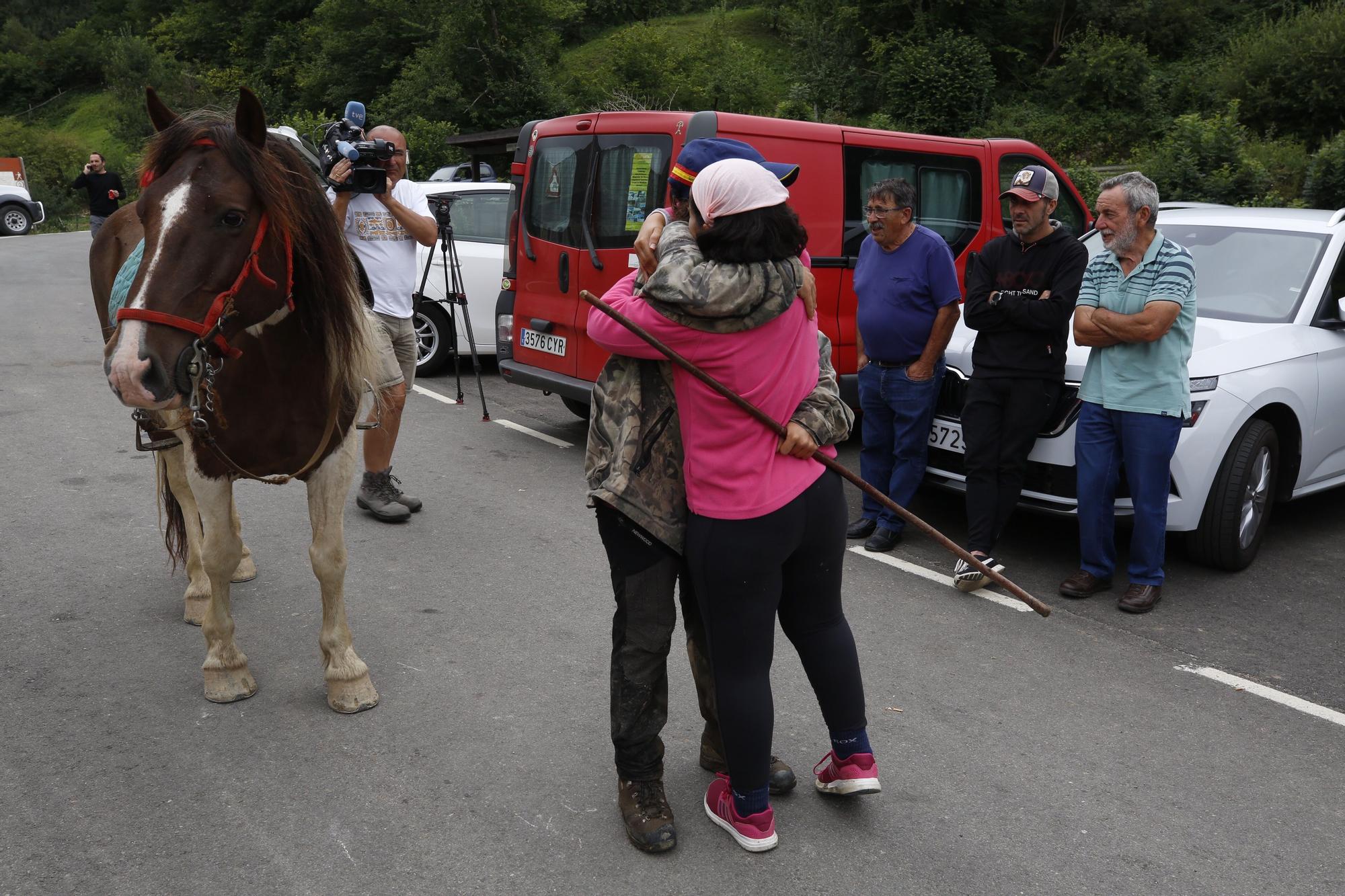 En imágenes: Así ha sido el rescate de las dos montañeras perdidas en Caso