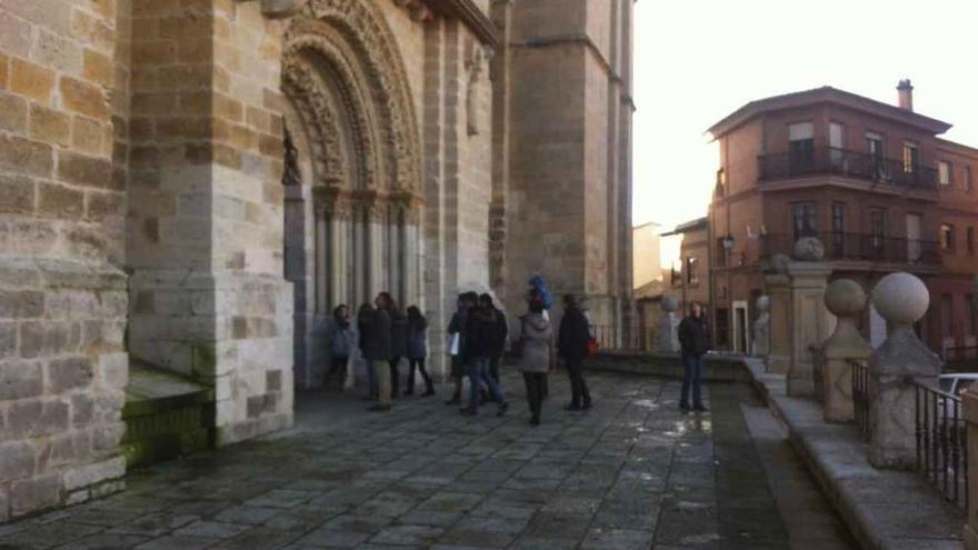 La ciudad se llena de turistas en los días navideños