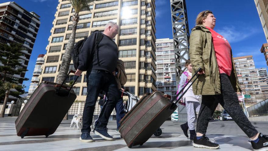 Los &quot;guiris&quot; también pagan impuestos en Alicante