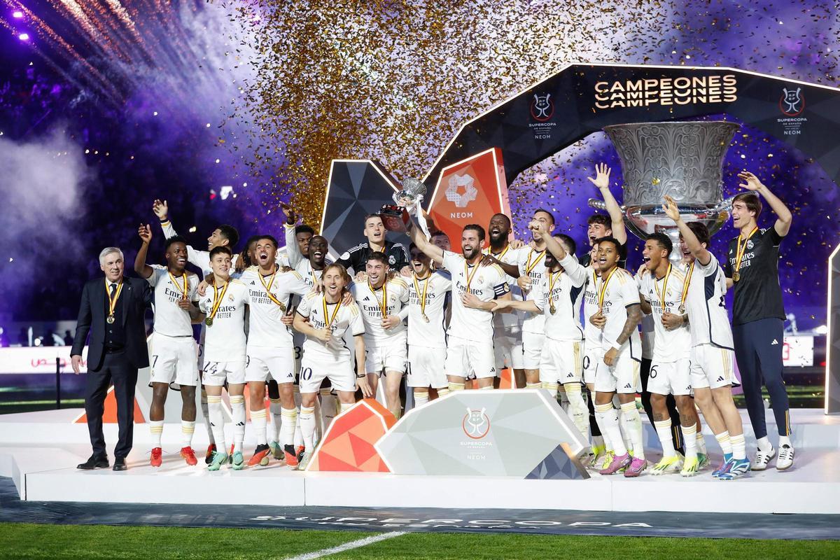 El Real Madrid le gana la Supercopa al Barça