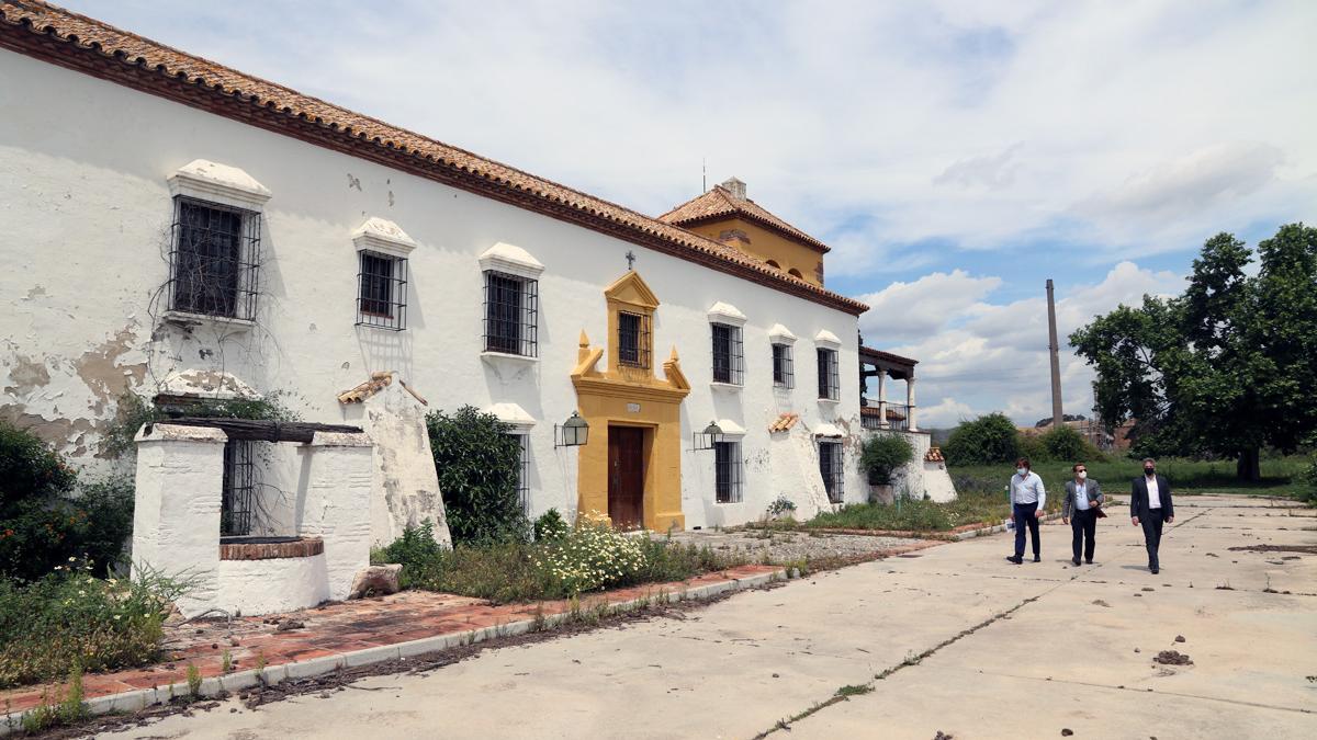 Visita a la antigua fábrica Bacardi de Málaga, comprada por Aquila Capital