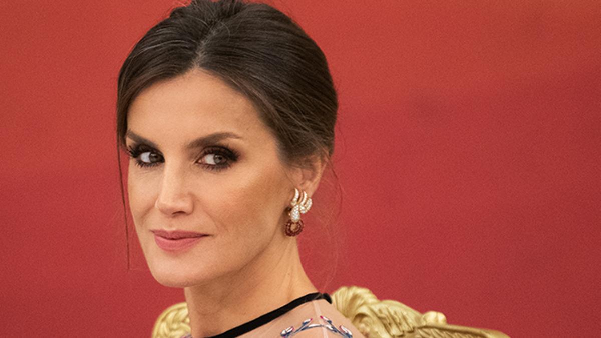 Primer plano de Letizia Ortiz durante la cena de gala en Corea