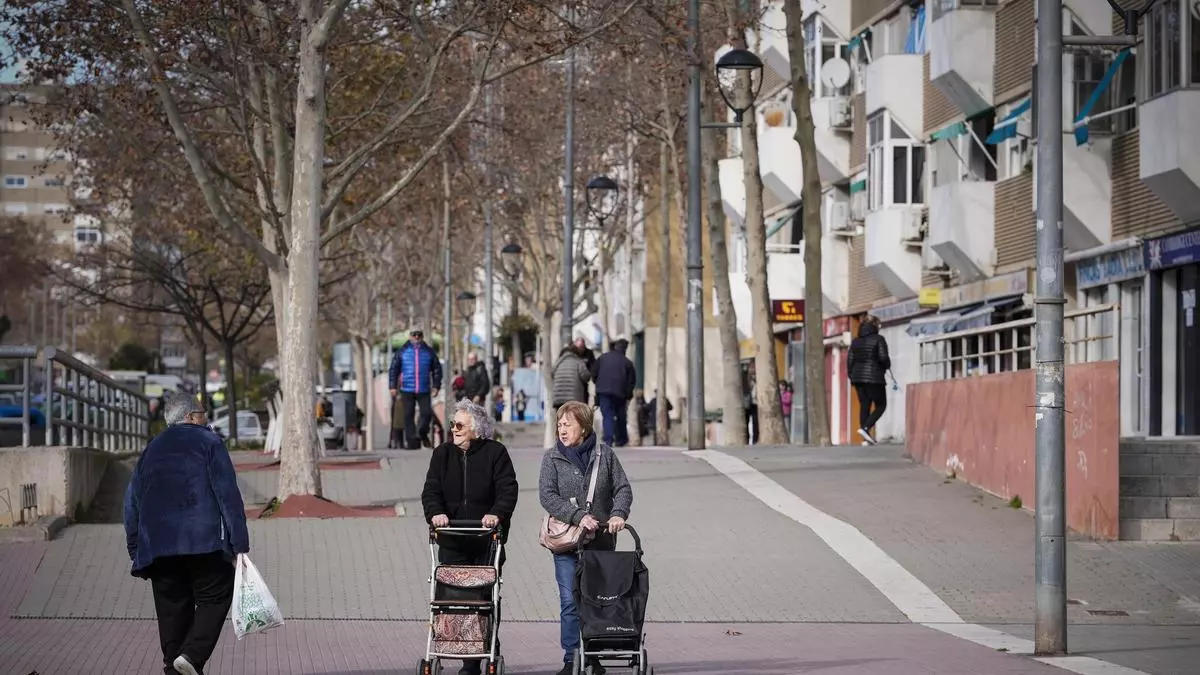 Badia se moviliza para reclamar una residencia de personas mayores exigida desde hace 25 años