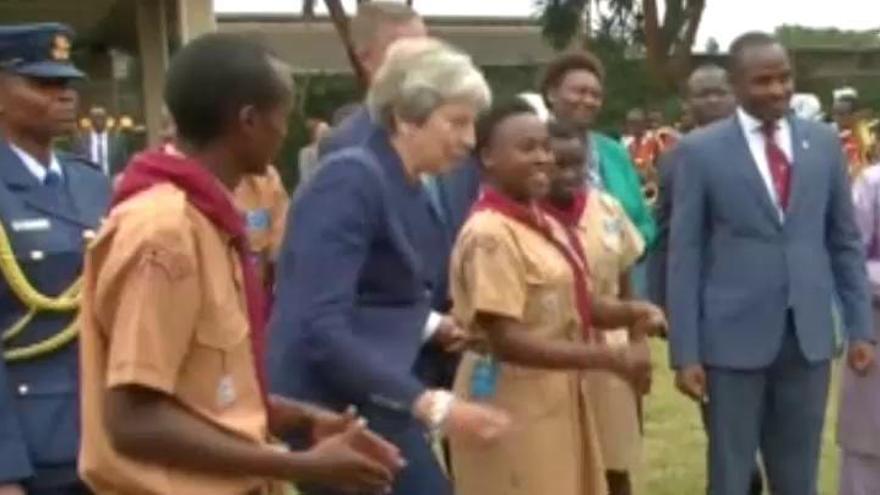 Theresa May vuelve a demostrar sus dotes en el baile