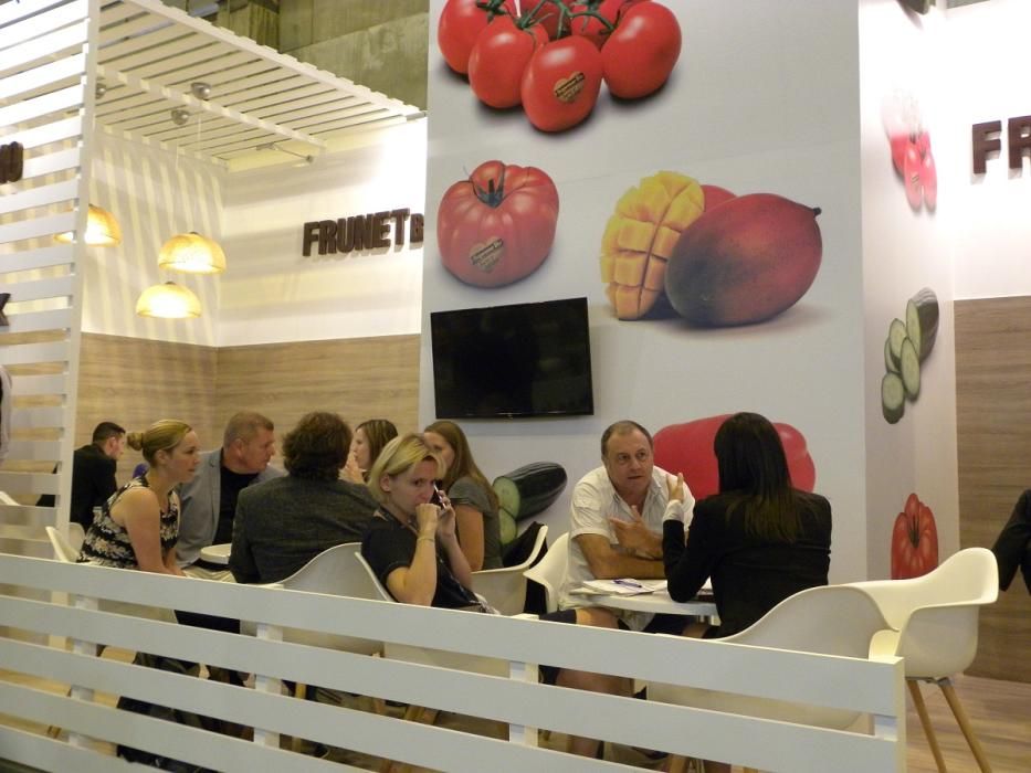 La Axarquía presume de subtropicales en la feria Fruit Attraction