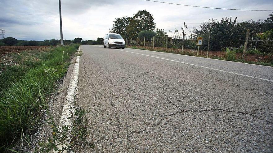 Territori millorarà el ferm de cinc carreteres per fer-lo més sostenible