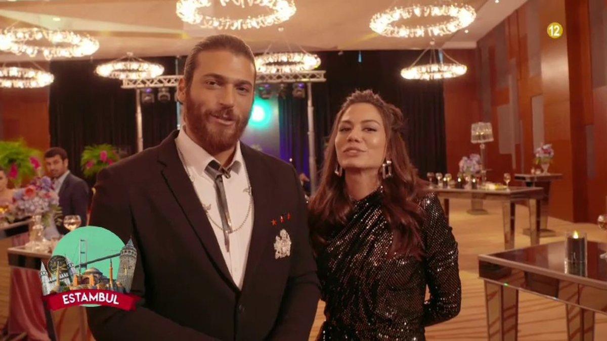 Can Yaman y Demet Özdemir en la nueva entrega de 'Viajeros Cuatro'