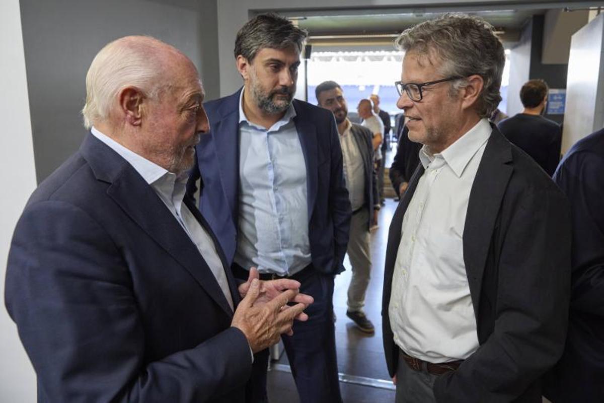 El emotivo homenaje del Espanyol a su delegado, José María Calzón, en imágenes.