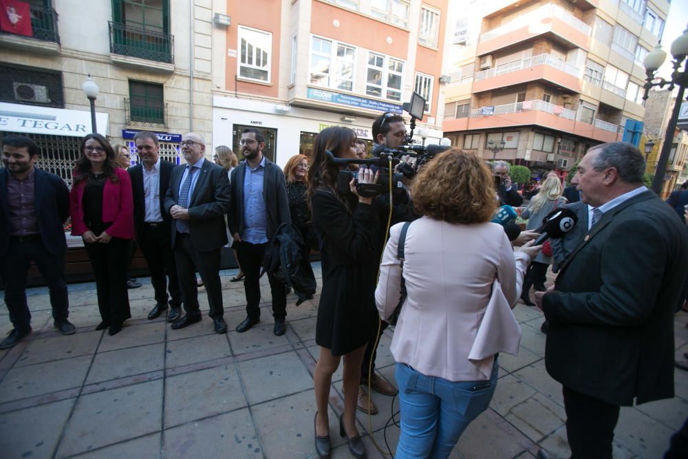 La Generalitat en pleno celebra en Alicante las cuatro décadas de la Carta Magna con un acto institucional en el Teatro Principal que llega en medio de los ataques al modelo territorial y de la alerta ultra.