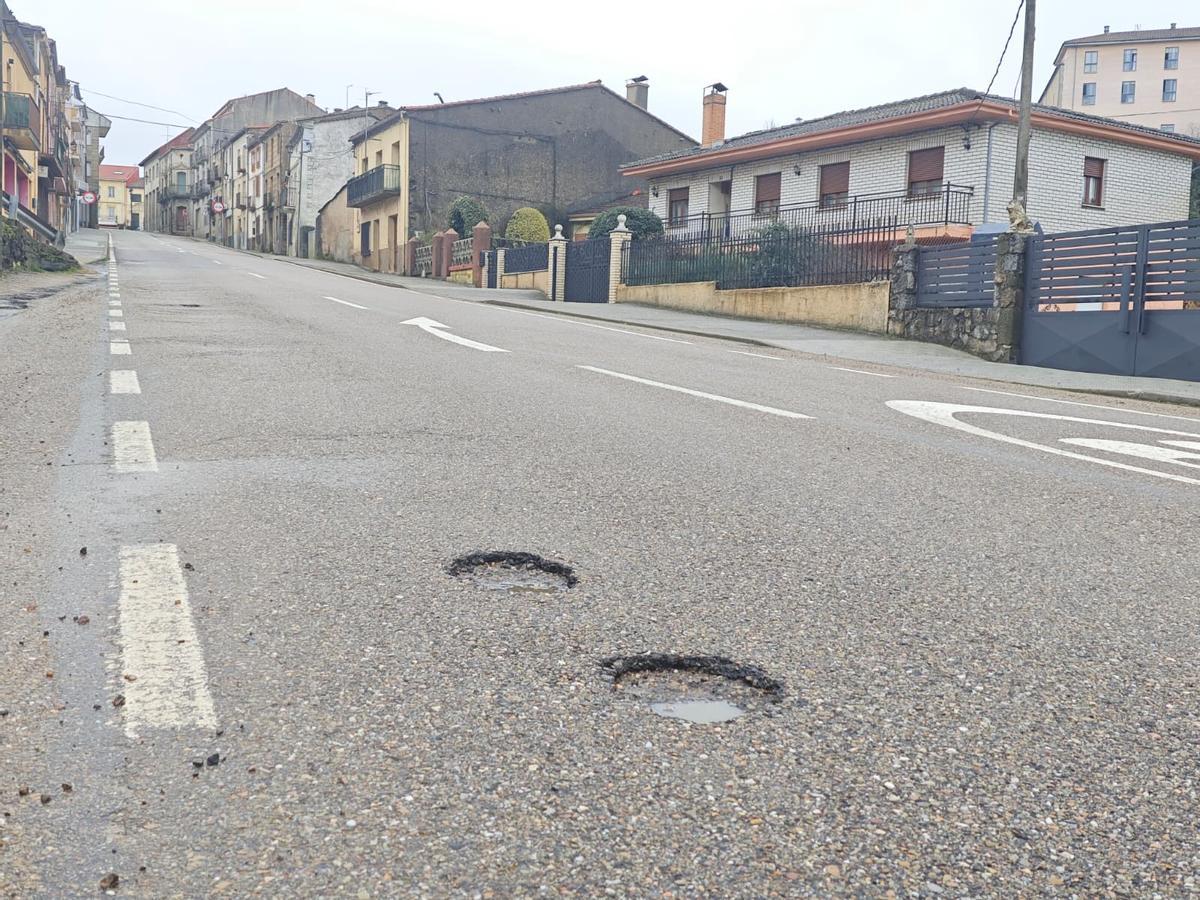 Baches en la carretera N-122