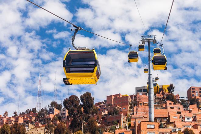 El teleférico de La Paz, en Bolivia, es el más largo y alto del mundo