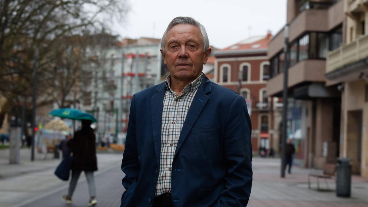José Manuel García, "Roxín", presidente de la Unión de Comerciantes de Avilés y Comarca.