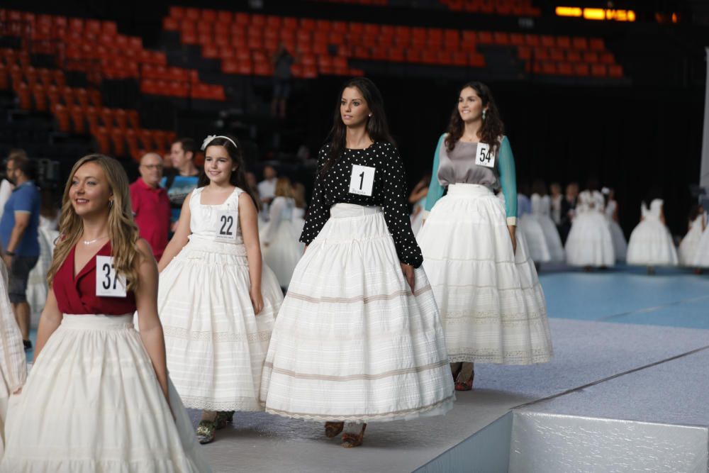 Ensayo de las candidatas a fallera mayor 2019 en la Fonteta