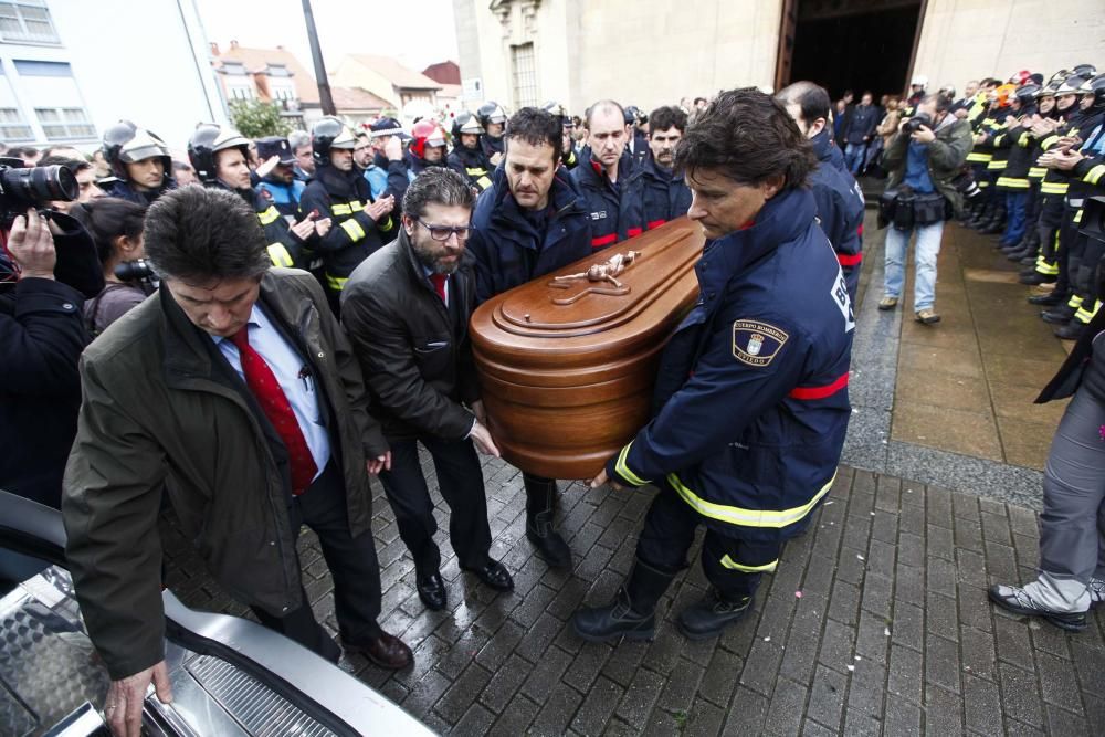 Funeral por Eloy Palacio, bombero fallecido en Oviedo