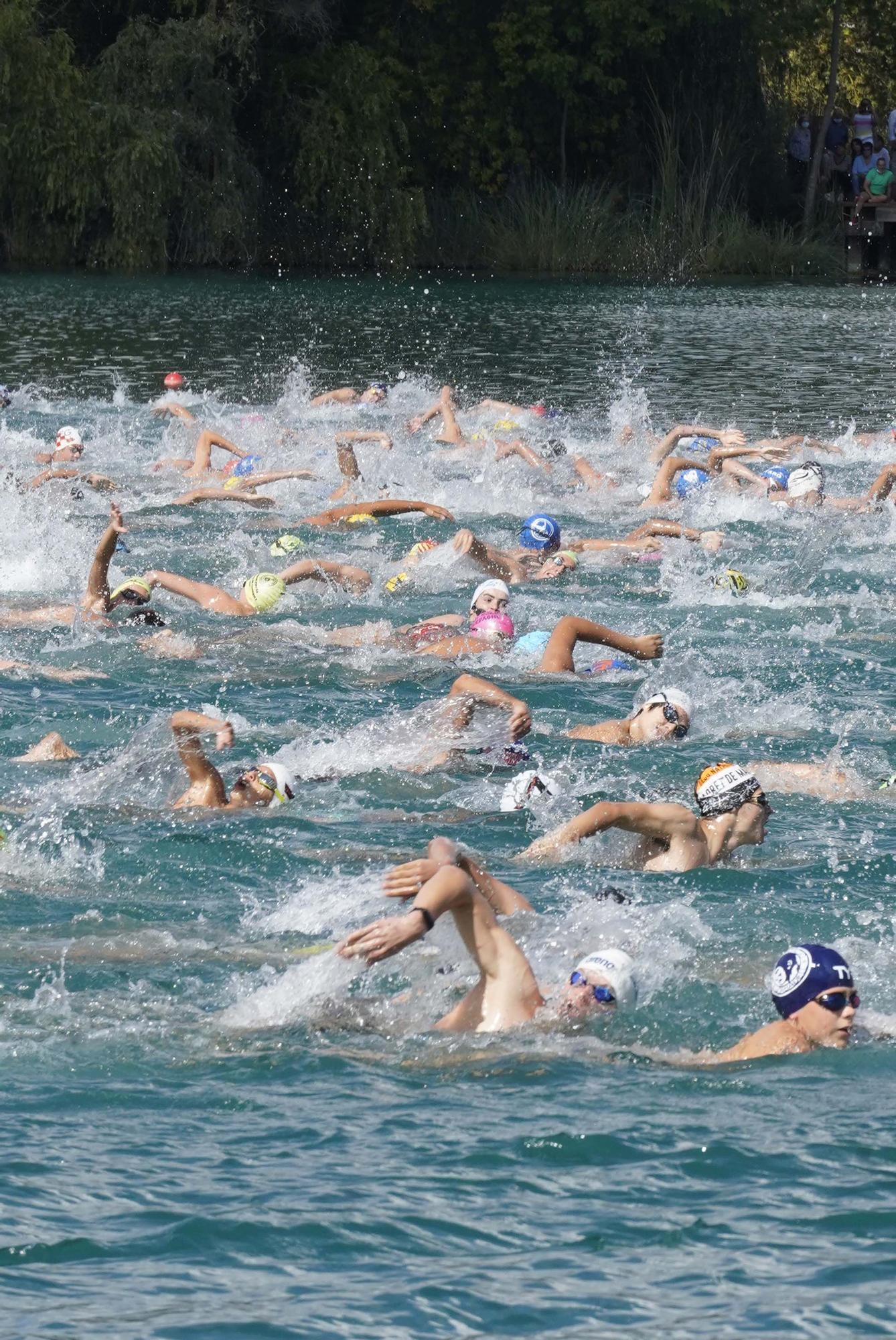 Gil i Galo es coronen a la Travessia de l'Estany de Banyoles