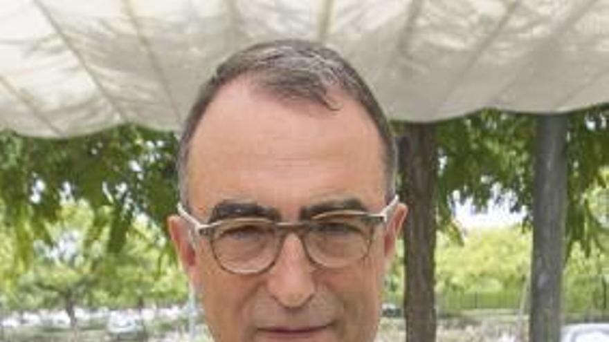 Josep Bernabeu.