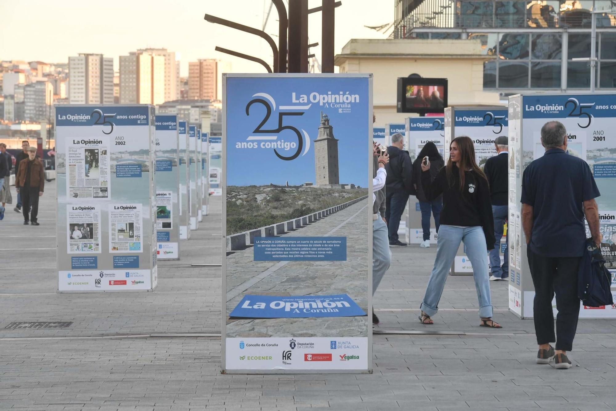 Portadas de los 25 años de LA OPINIÓN decoran la Marina