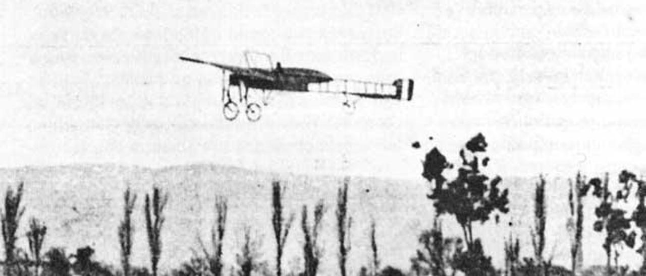 El primer intento de vuelo en la isla fue en febrero de 1910.