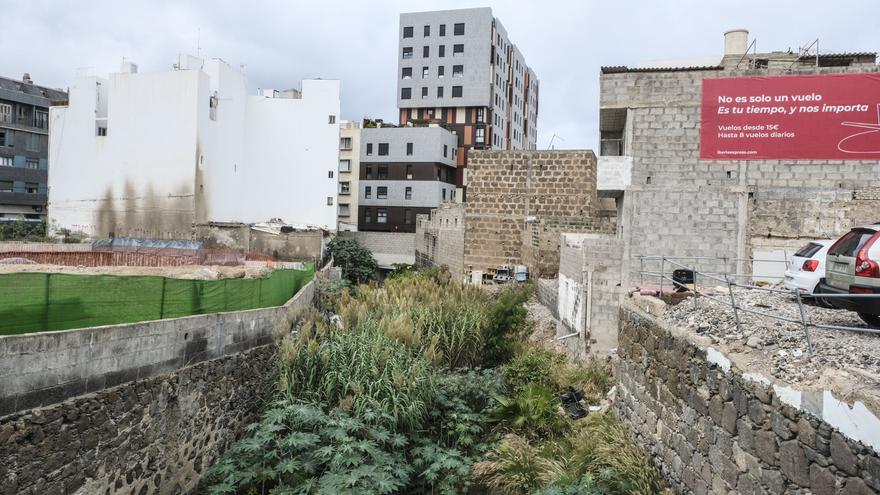 La transformación de Guanarteme: la demolición de una vivienda abre la plaza de América al nuevo bulevar de La Ballena