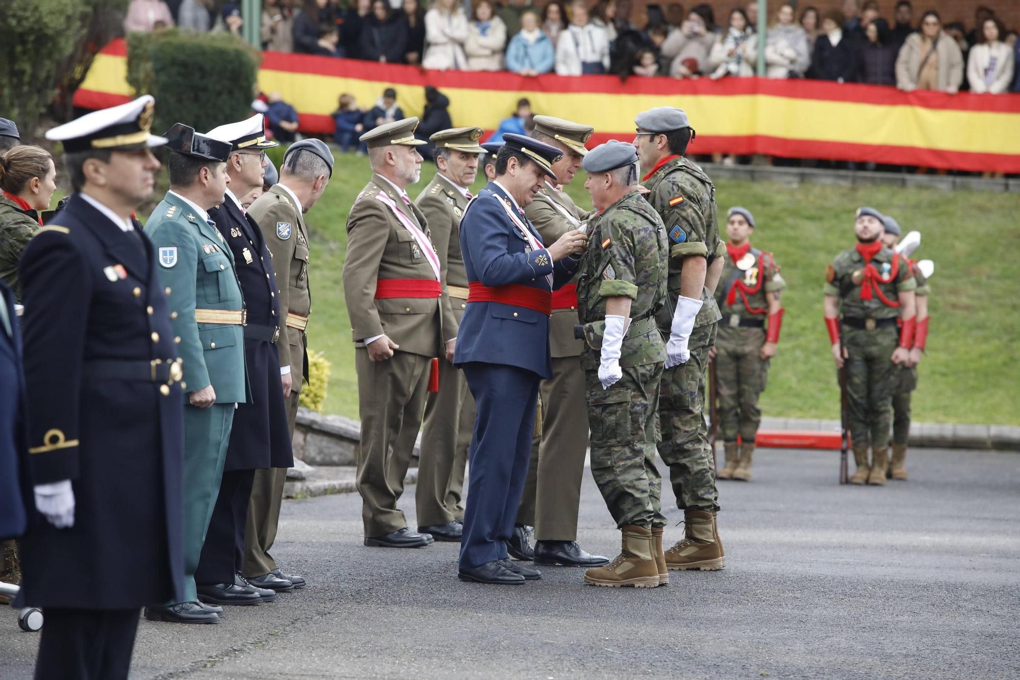 EN IMÁGENES: Desfile militar del regimiento "Príncipe" y fiesta de La Inmaculada en Cabo Noval