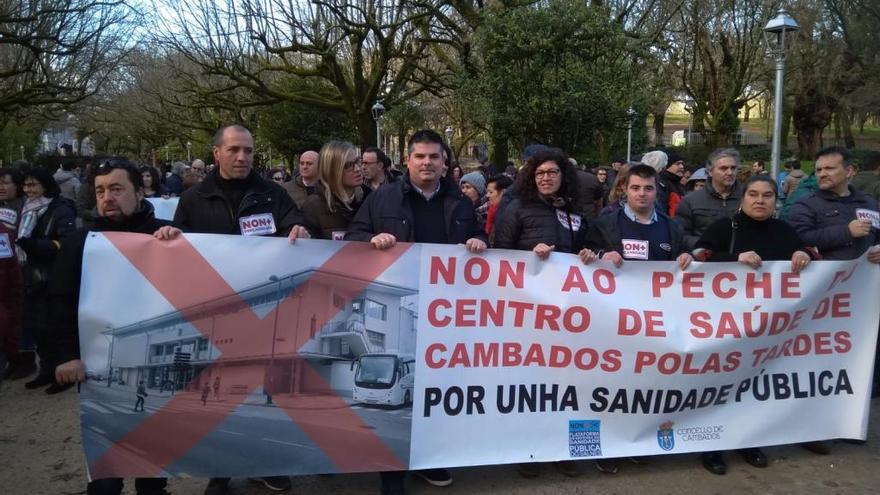 Cambados reclama en la manifestación de Santiago mejoras para su centro de salud