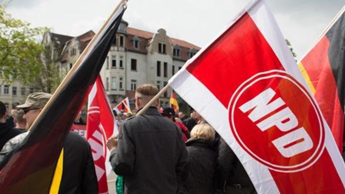 Participantes en una marcha del NPD en Erfurt, el 1 de mayo.