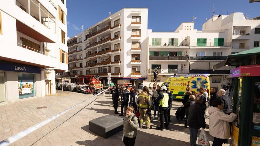 Alarma por un incendio en una vivienda del centro de Ibiza