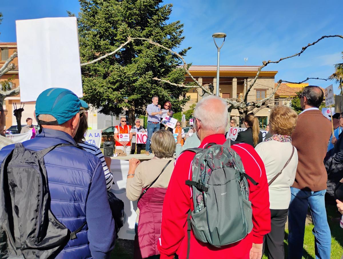 Manifestación en Santibáñez de Vidriales contra una planta de biogás.