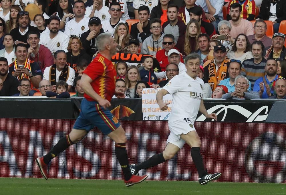 El partido Leyendas del Valencia CF - Selección Española