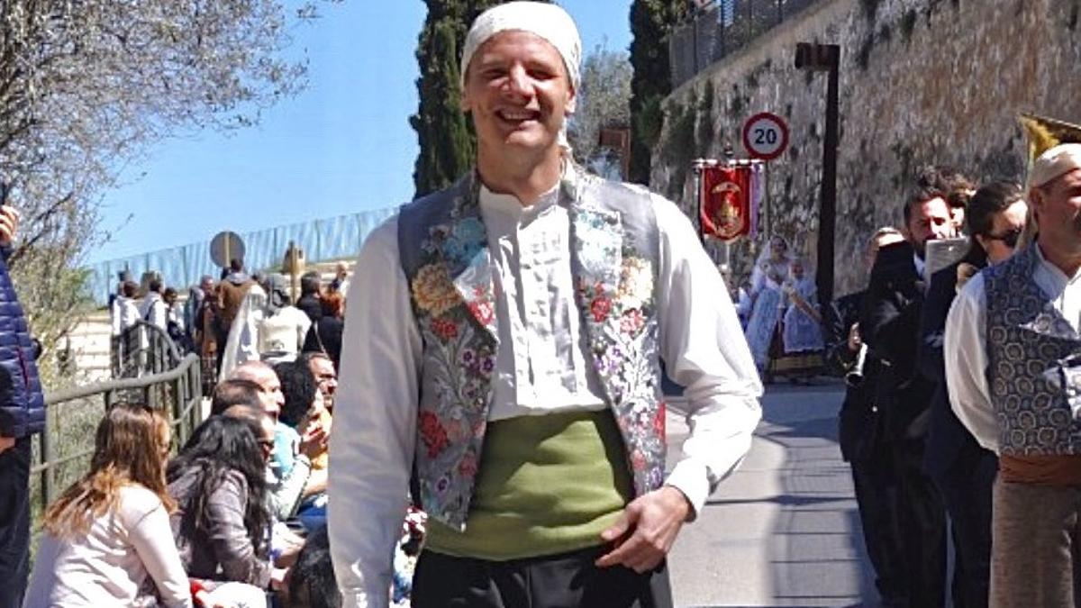 El fallecido, en un acto con su comisión de la Avenida Selgas.