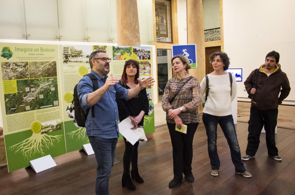 Marcha e inauguración de la exposición de Trazados