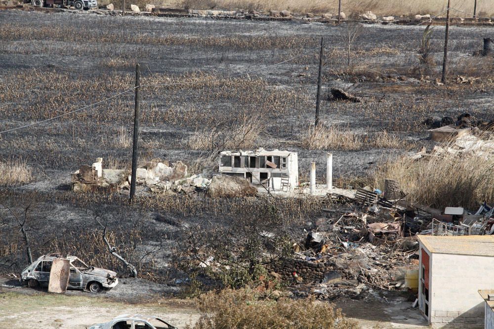 El día después del incendio en ses Feixes