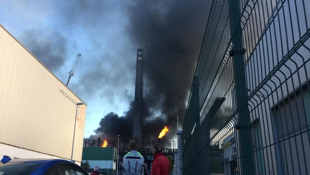 Incendio en la fábrica de coque de Avilés