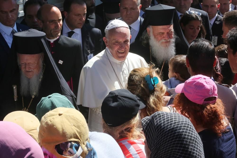 Visita del Papa a los refugiados en Lesbos.