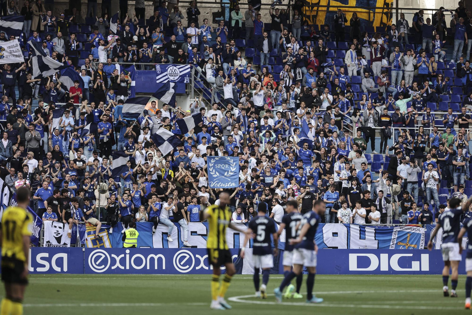 En imágenes: Así fue el partido entre el Real Oviedo y el Zaragoza en el Tartiere