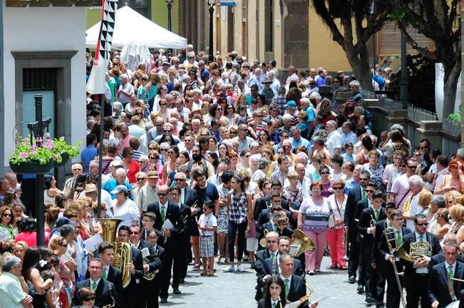 Procesion por el dia grande de Santiago de Galdar