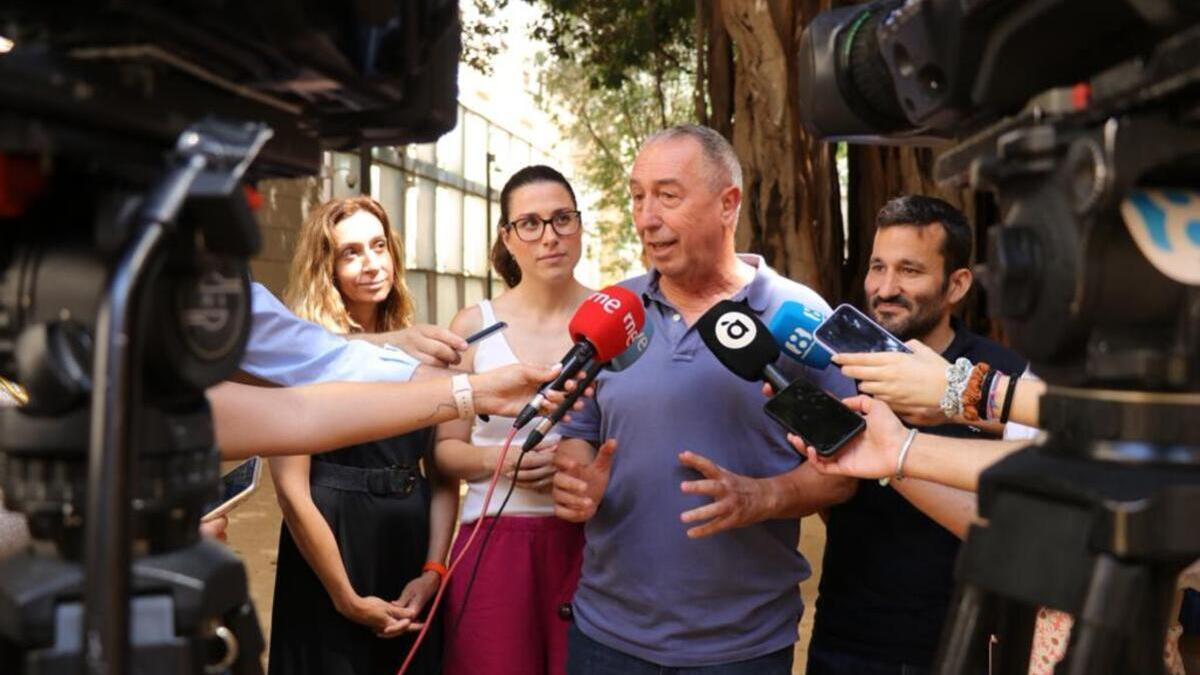 Isaura Navarro, Aitana Mas, Joan Baldoví y Vicent Marzà, en una comparecencia reciente ante los medios de comunicación