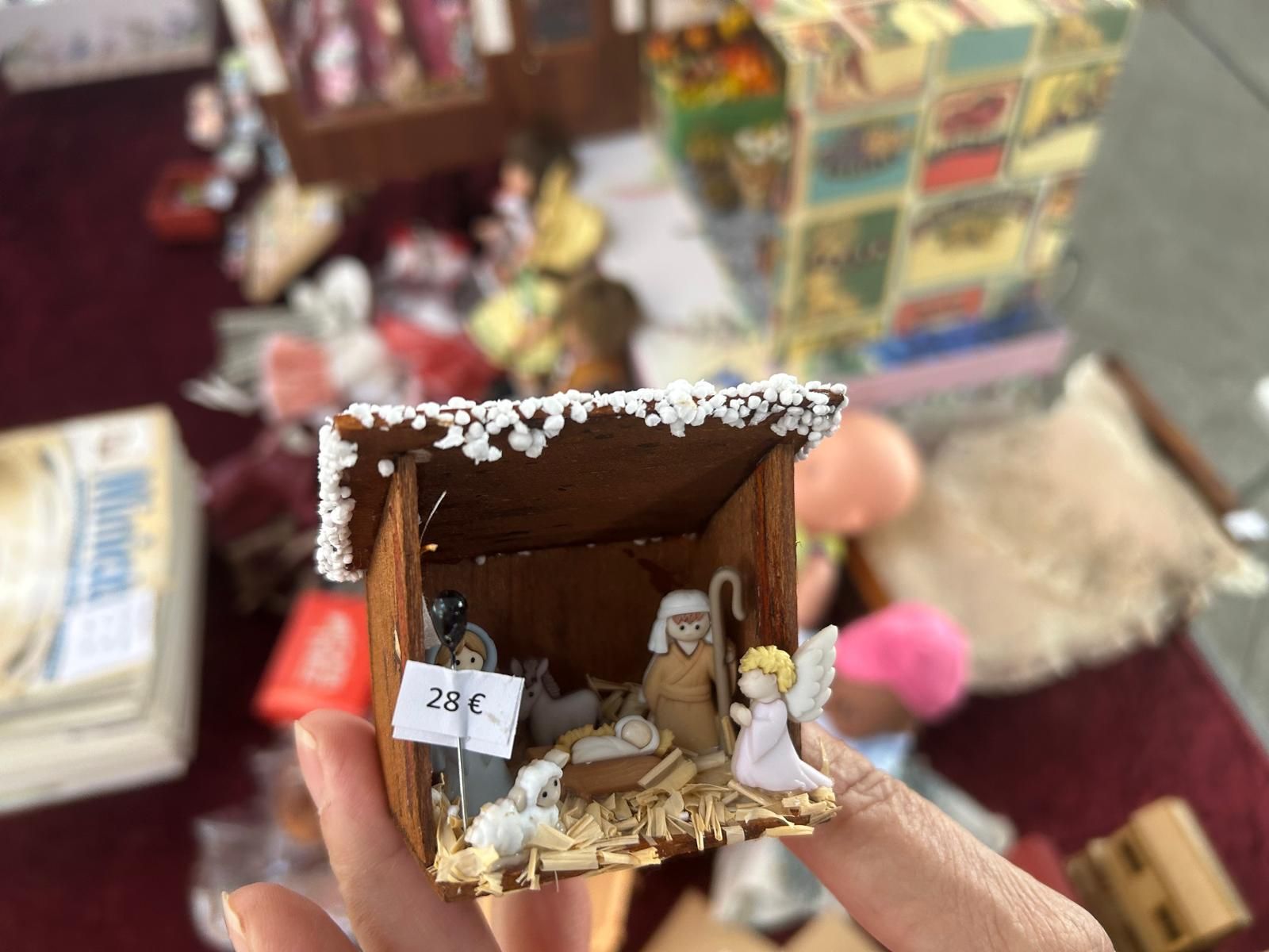 Feria de miniaturas de casas de muñecas en Pola de Siero