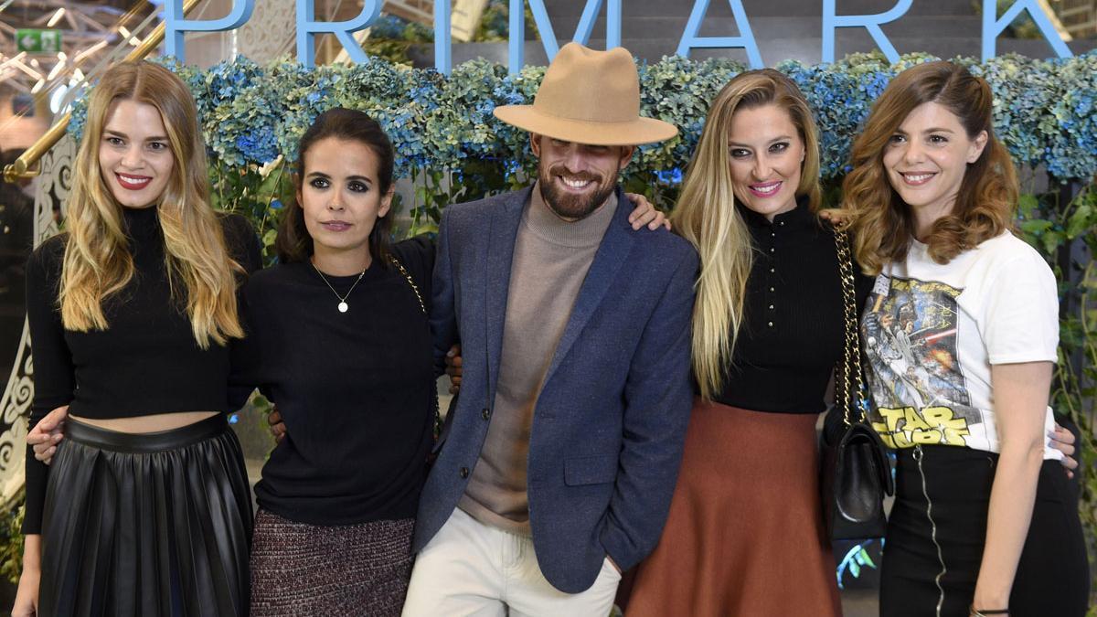 Miriam Pérez, Sara Escudero, Manuela Velasco y más durante la inauguración de Primark en Madrid