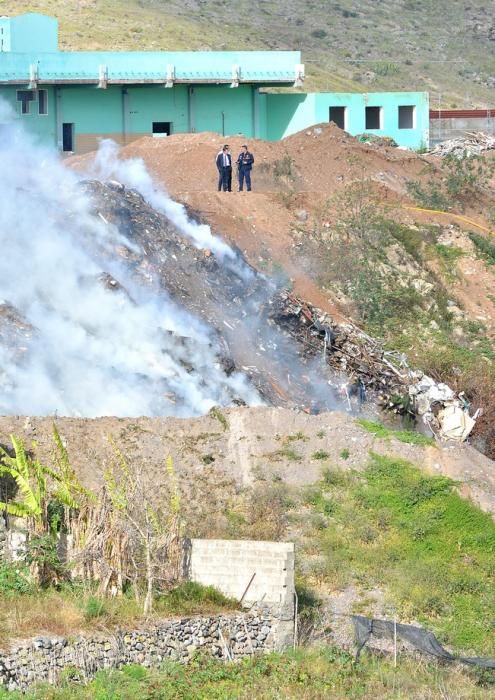 INCENDIO ALMATRICHE COLEGIO CANTERBURY