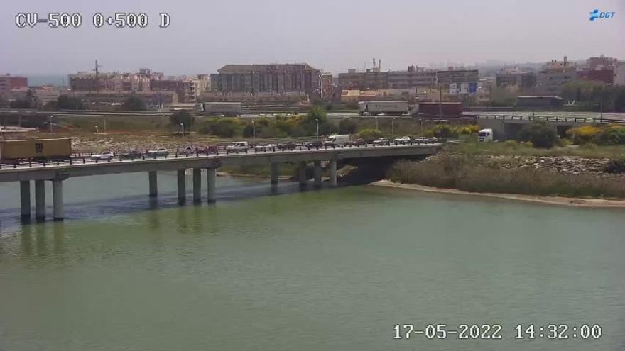 Imagen de la carretera del Saler desde una camára de la DGT.