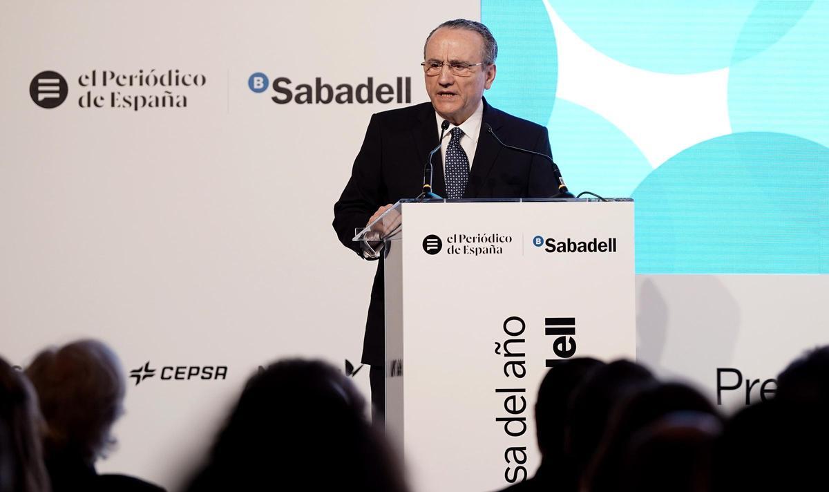 Javier Moll, presidente de Prensa Ibérica, durante su discurso en la Gala de los Premios Empresa del Año Banco Sabadell.